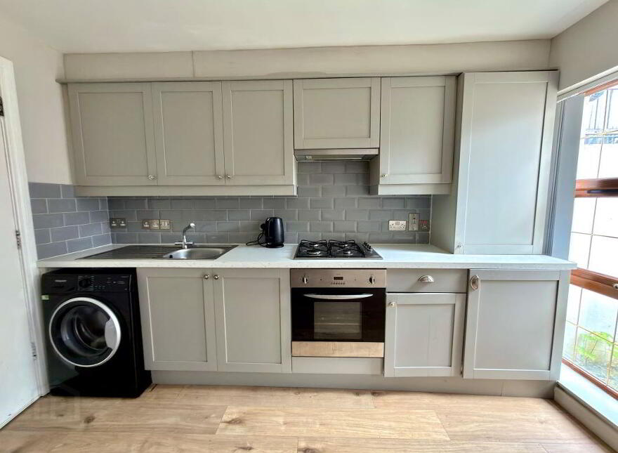 (Lot 3) Flat 1, 2 Lower Windsor Avenue, Belfast, BT9 7DW
