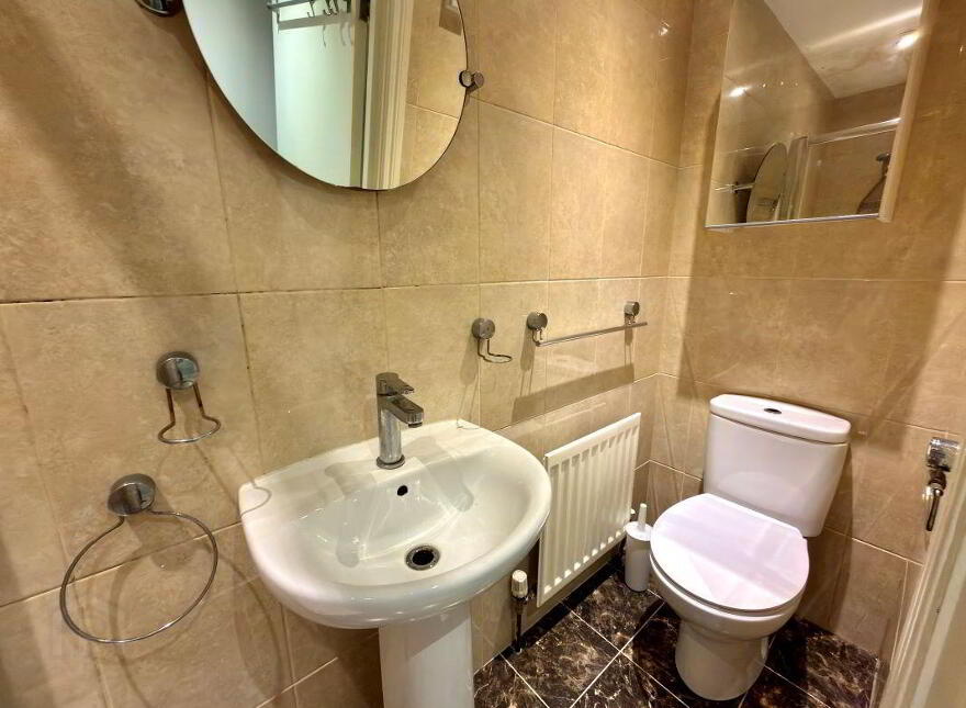 (Lot 3) Flat 1, 2 Lower Windsor Avenue, Belfast, BT9 7DW