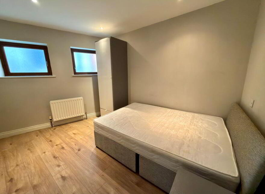 (Lot 3) Flat 1, 2 Lower Windsor Avenue, Belfast, BT9 7DW