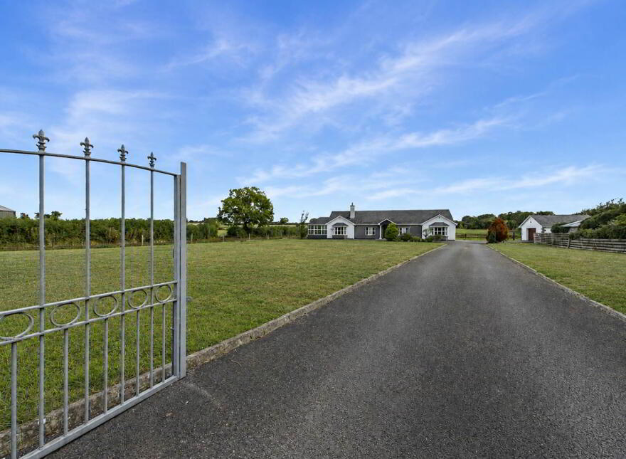 Tybroughney, Carrick-On-Suir, E32E624