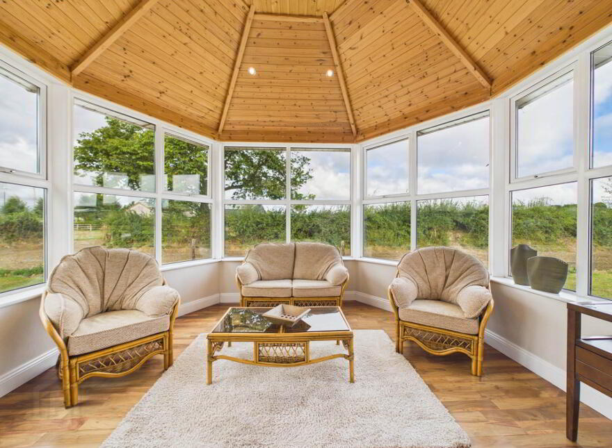 Tybroughney, Carrick-On-Suir, E32E624