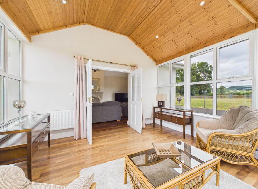 Tybroughney, Carrick-On-Suir, E32E624