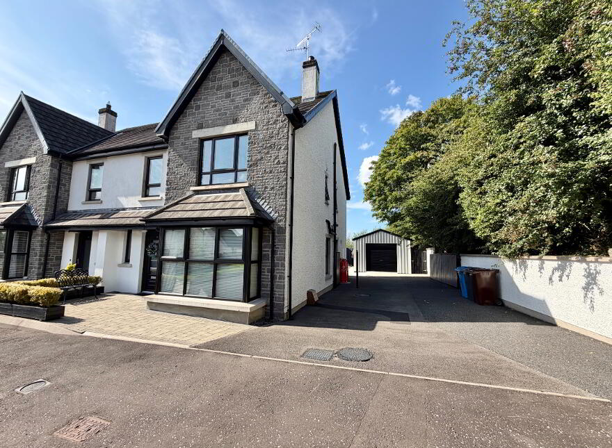 14 Killyclogher Heights, Killyclogher, Omagh, BT79 7FN