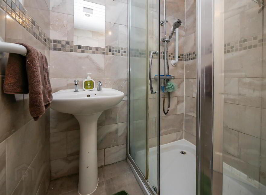 27 Woodbreda Park, Saintfield Road, Belfast, BT8 7HY