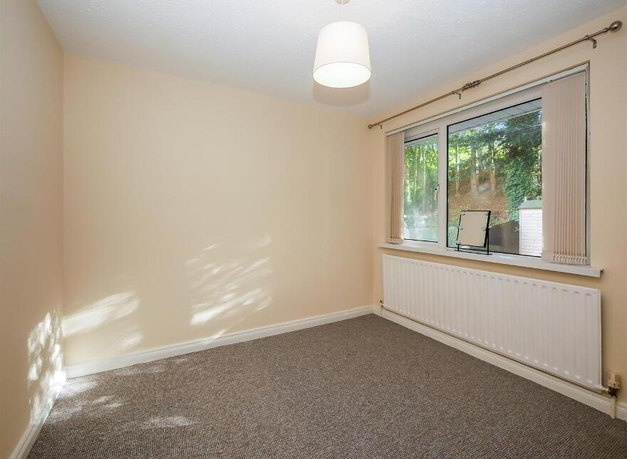 27 Woodbreda Park, Saintfield Road, Belfast, BT8 7HY