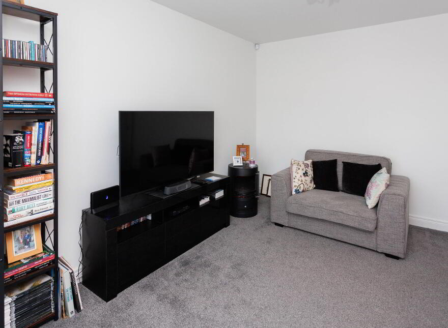 29 Mealough Park, Belfast, BT8 8SY
