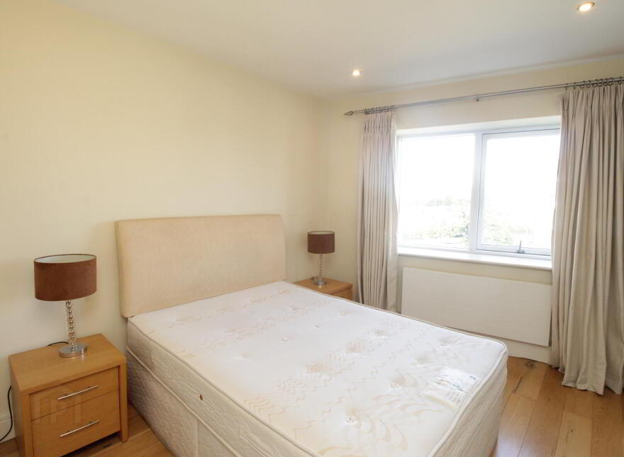 Short Term Let, Wyckham Point, Dundrum, Dundrum, D16Y5F3