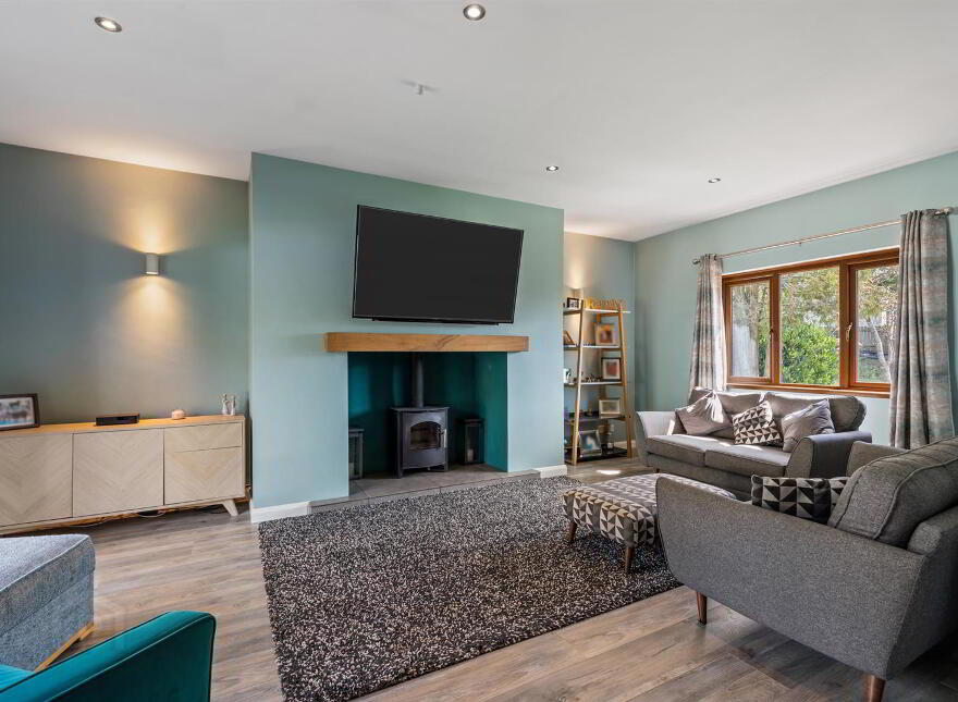 9 Falcon Heights, Newtownards, BT23 4GF