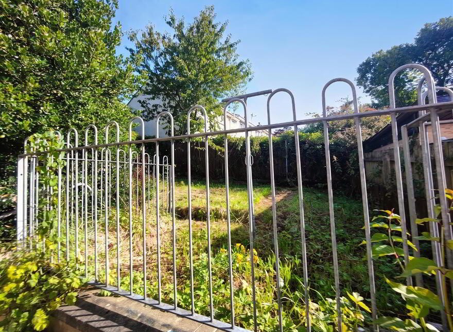39 Ballysillan Park, Belfast, BT14 8HD