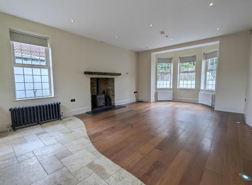 2 Mountain Springs, Newcastle, BT33 0TY