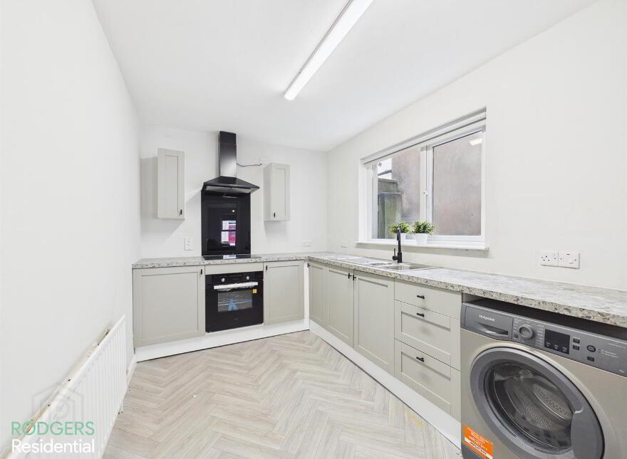 11 Westcott Street, Belfast, BT5 5BN