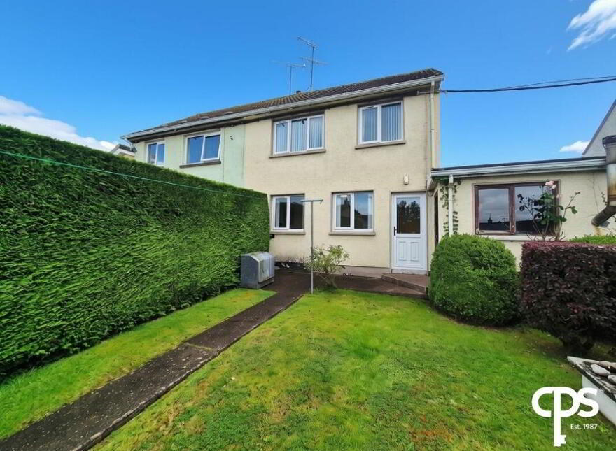 9 McCrea Park, Drumquin, Omagh, BT78 4RB