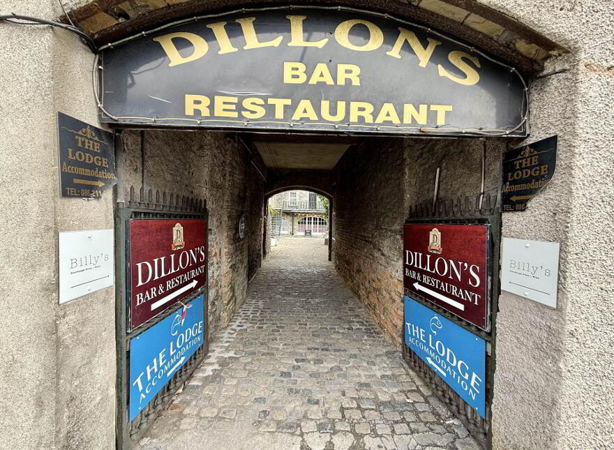 Apartment 4 The Old Bond Store Dillon Terrace, Ballina, F26TV00