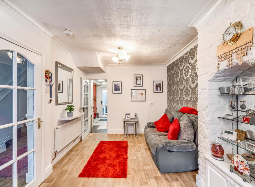 21 Carrington Street, Belfast, BT6 8GF