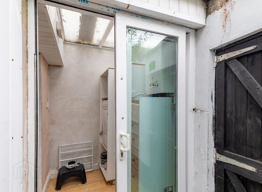21 Carrington Street, Belfast, BT6 8GF