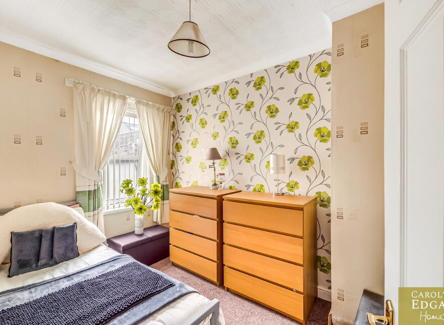 21 Carrington Street, Belfast, BT6 8GF