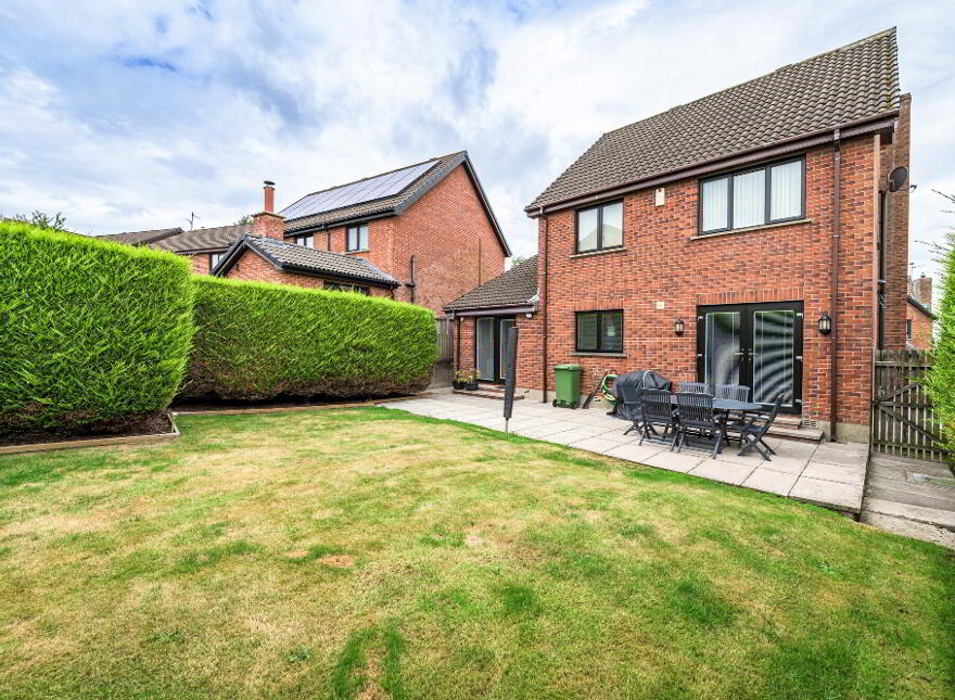 1 Waringfield Grange, Moira, BT67 0FE