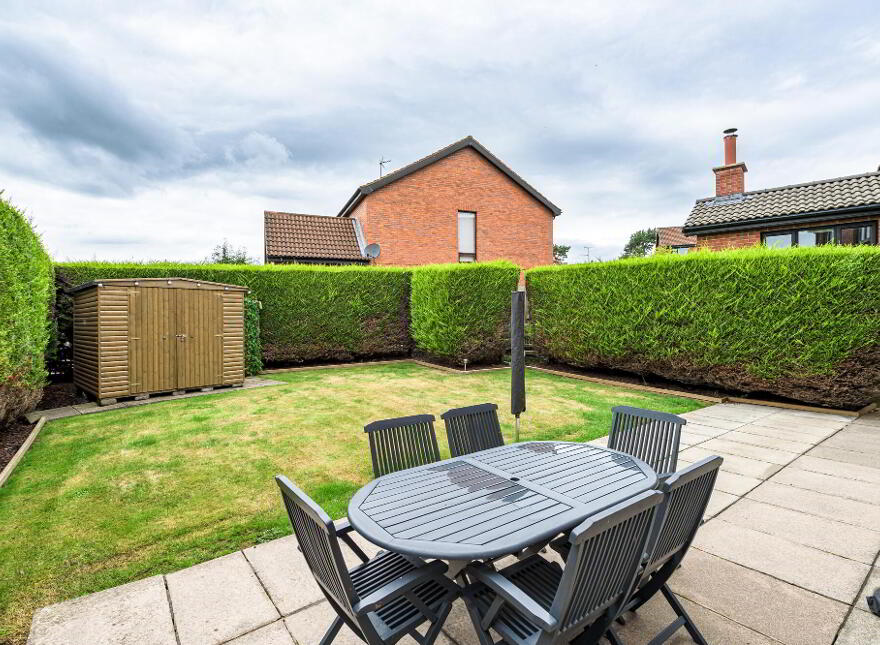 1 Waringfield Grange, Moira, BT67 0FE