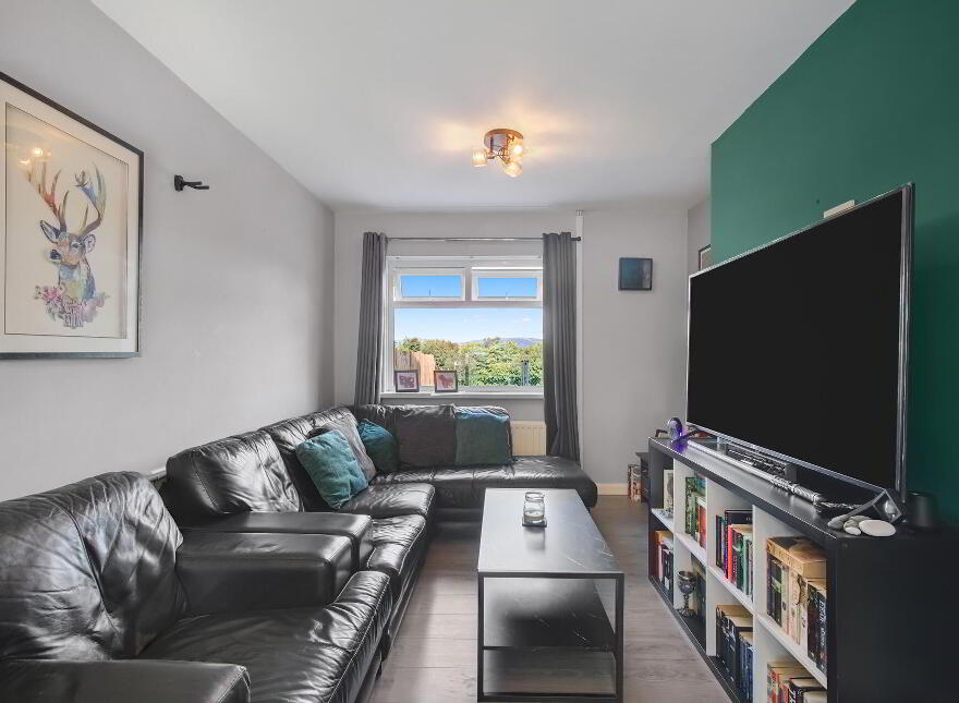24 Knockwood Crescent, Belfast, BT5 6GE