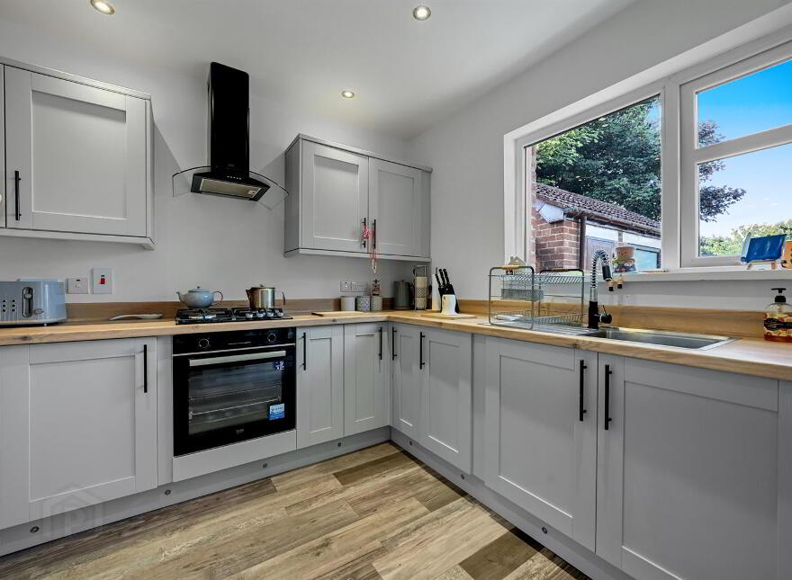 9 Deerpark Grove, Belfast, BT14 7PZ