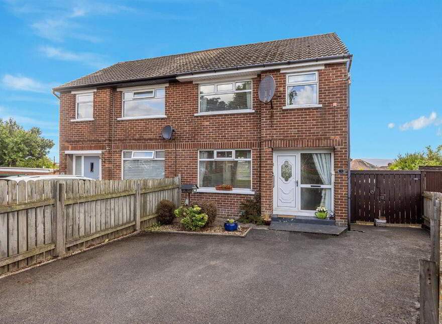 12 Roddens Gardens, Belfast, BT5 7JJ