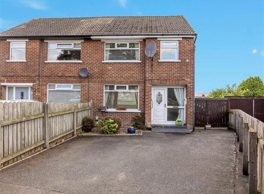 12 Roddens Gardens, Belfast, BT5 7JJ
