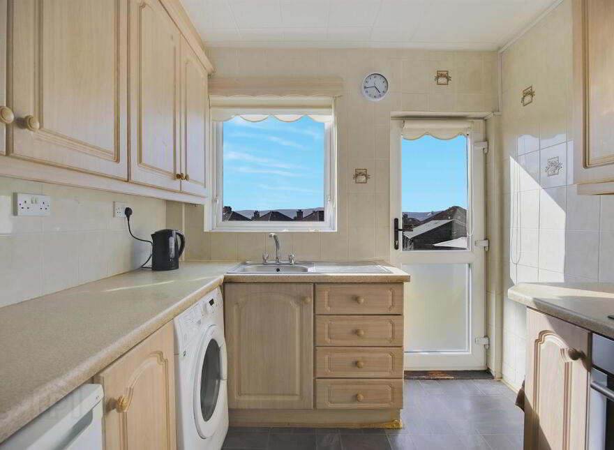 12 Roddens Gardens, Belfast, BT5 7JJ