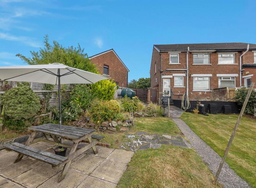 12 Roddens Gardens, Belfast, BT5 7JJ