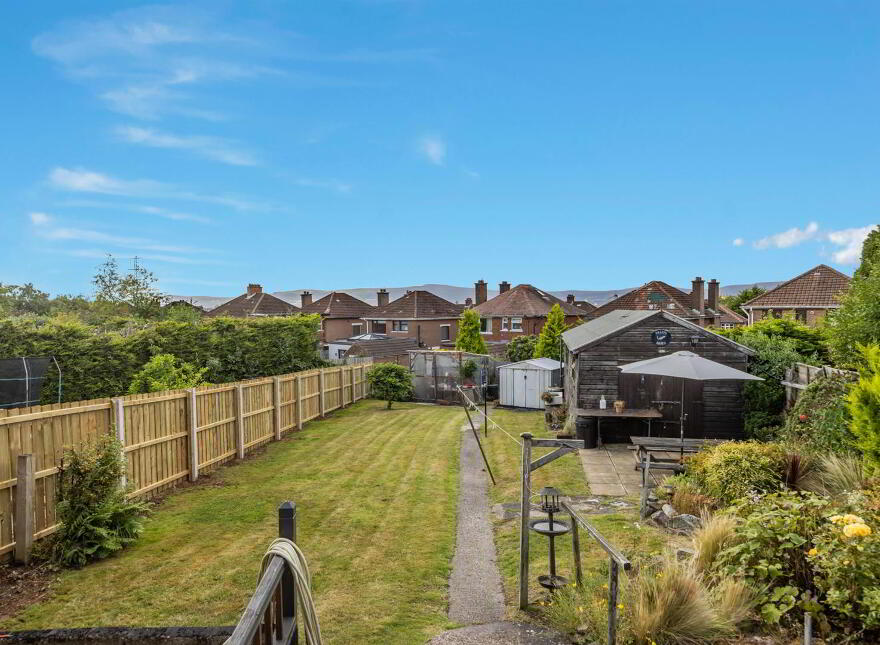12 Roddens Gardens, Belfast, BT5 7JJ