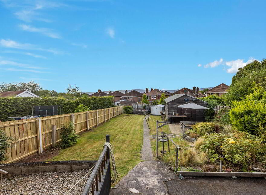 12 Roddens Gardens, Belfast, BT5 7JJ