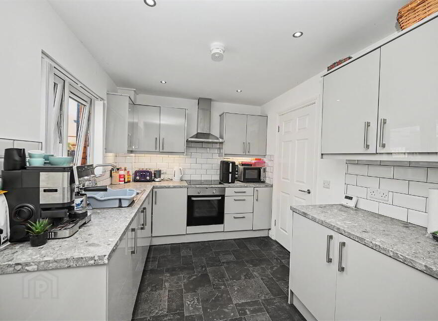 6 Apsley Street, Belfast, BT7 1BL