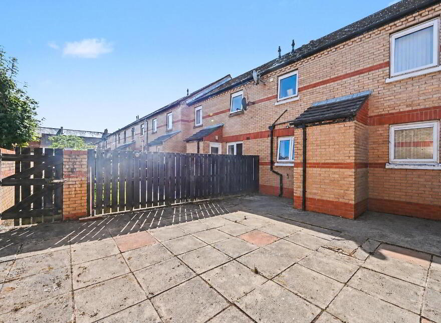 6 Apsley Street, Belfast, BT7 1BL