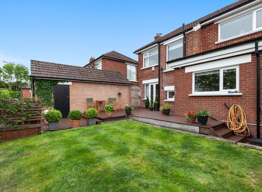 16 Richhill Park, Belfast, BT5 6HG