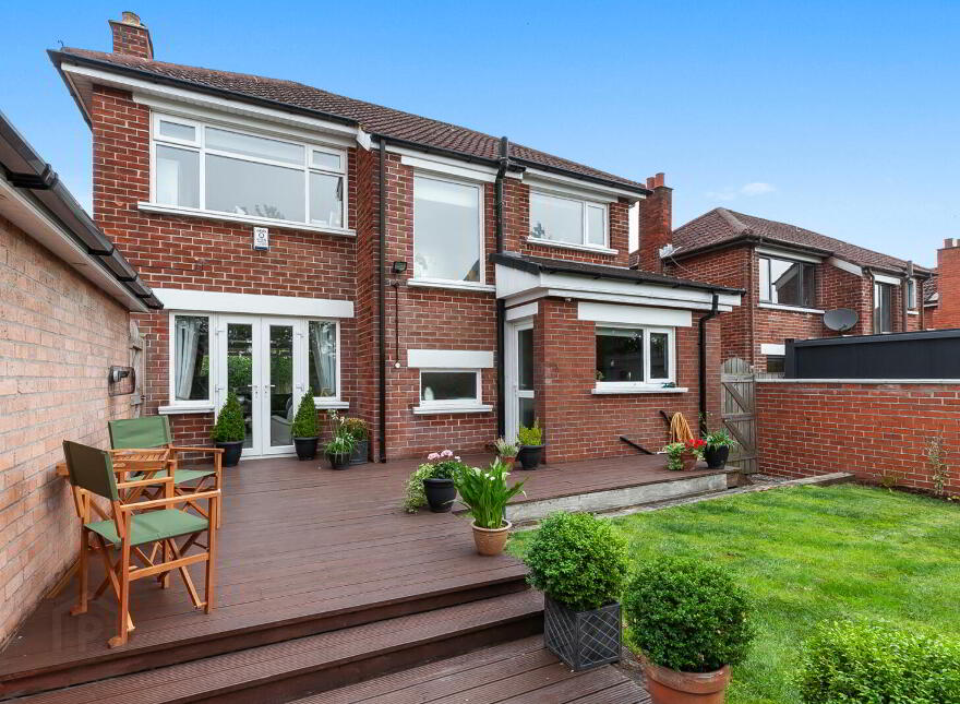 16 Richhill Park, Belfast, BT5 6HG