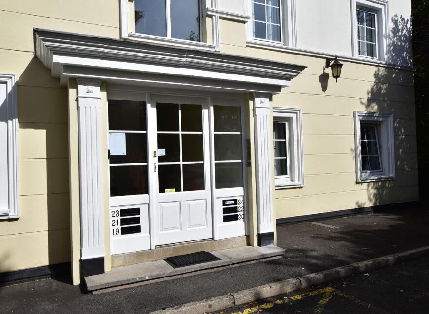 24 Glenmore Place, Lambeg, Lisburn, BT27 4QT