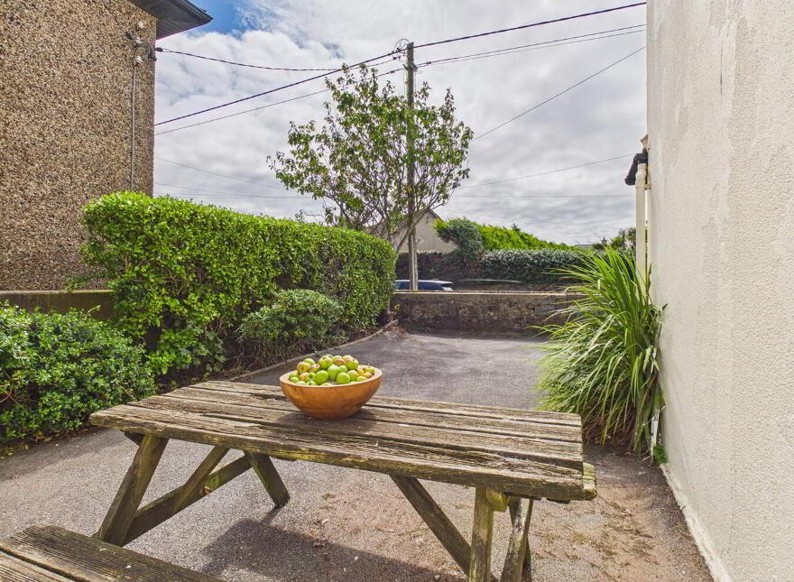 Sheelin, Church Road, Tramore, X91F9N1