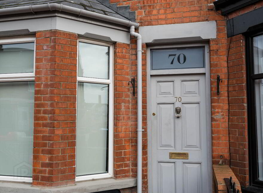70 Ravenhill Avenue, Belfast, BT6 8LG