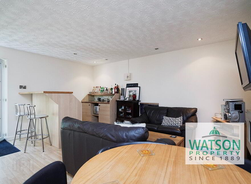 54 Broadlands Gardens, Carrickfergus, BT38 7BJ