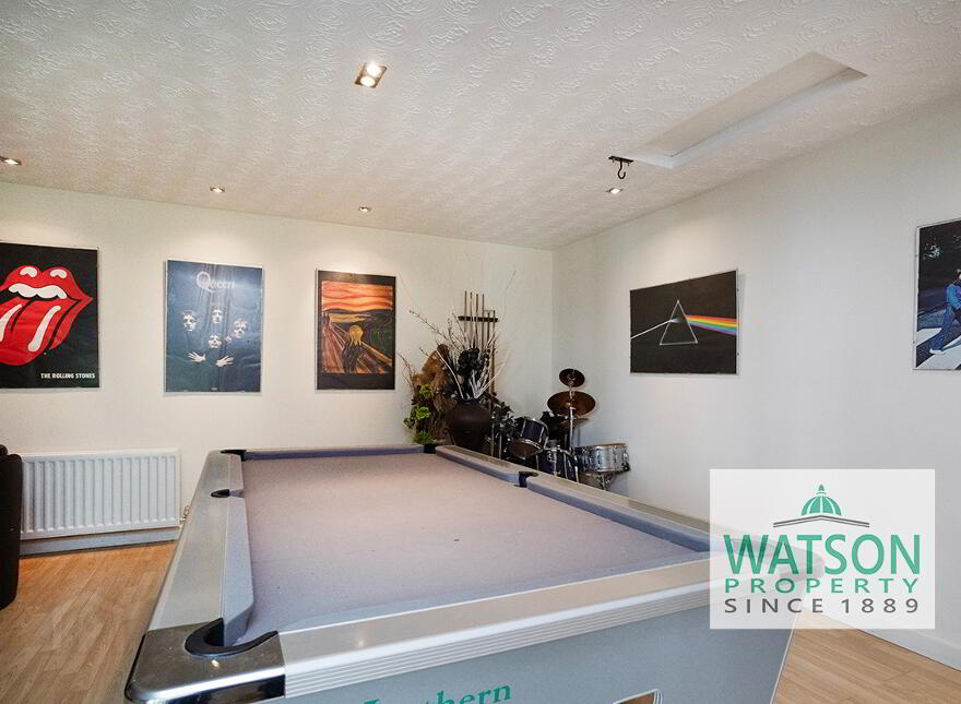 54 Broadlands Gardens, Carrickfergus, BT38 7BJ