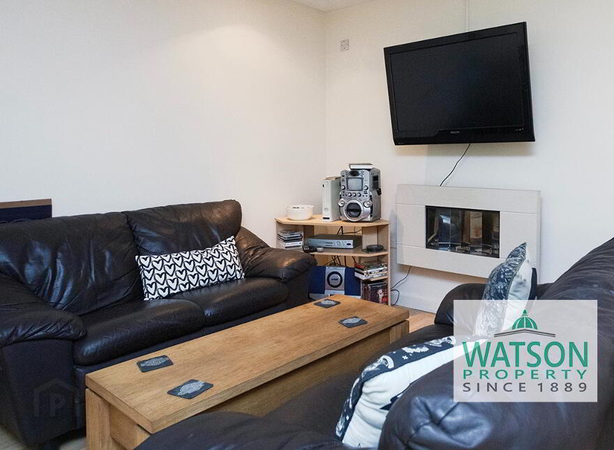 54 Broadlands Gardens, Carrickfergus, BT38 7BJ