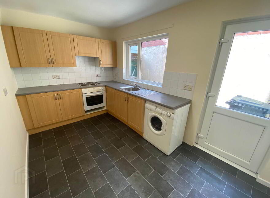 41 Ardenvohr Street, Belfast, BT6 8NB