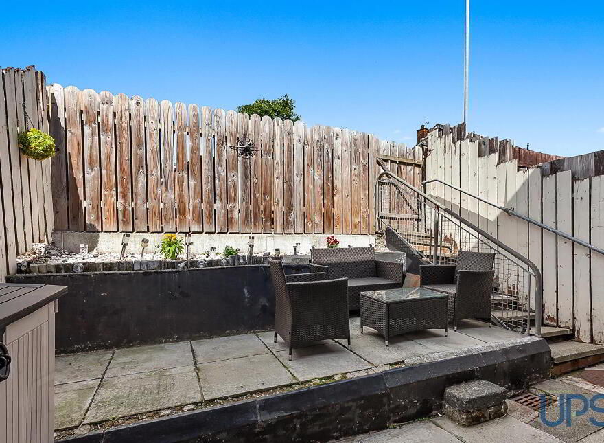 9 Glencolin Walk, Glen Road, Belfast, BT11 8PF