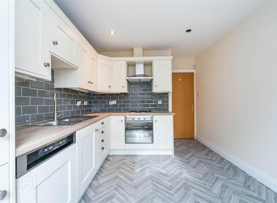 1 Marlborough Manor, 48 Marlborough Park South, Belfast, BT9 6HS
