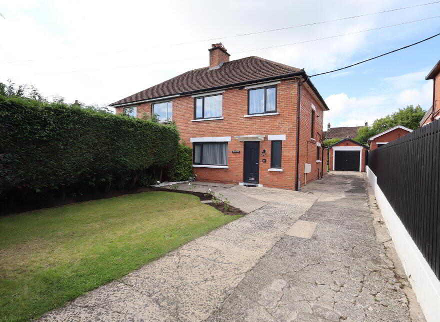 27 Knockfergus Park, Greenisland, Carrickfergus, BT38 8SN