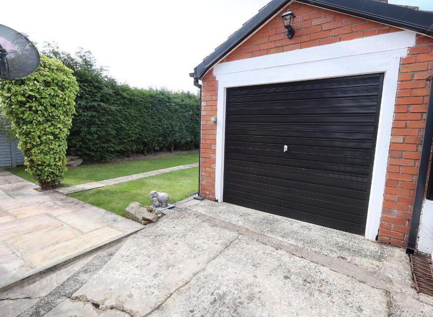 27 Knockfergus Park, Greenisland, Carrickfergus, BT38 8SN