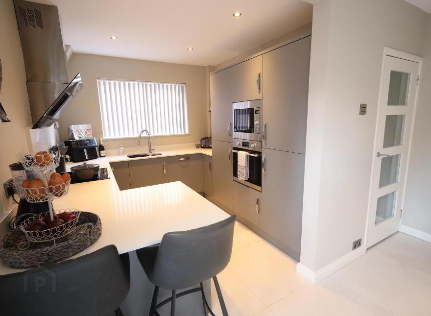 27 Knockfergus Park, Greenisland, Carrickfergus, BT38 8SN