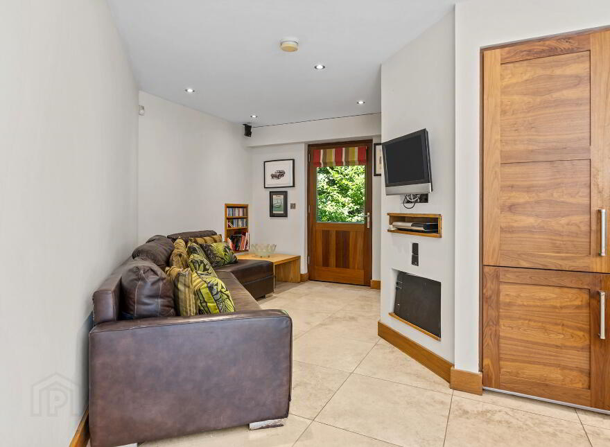 29 Millvale Road, Royal Hillsborough, BT26 6HR