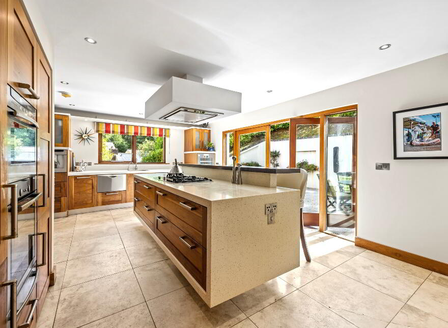 29 Millvale Road, Royal Hillsborough, BT26 6HR