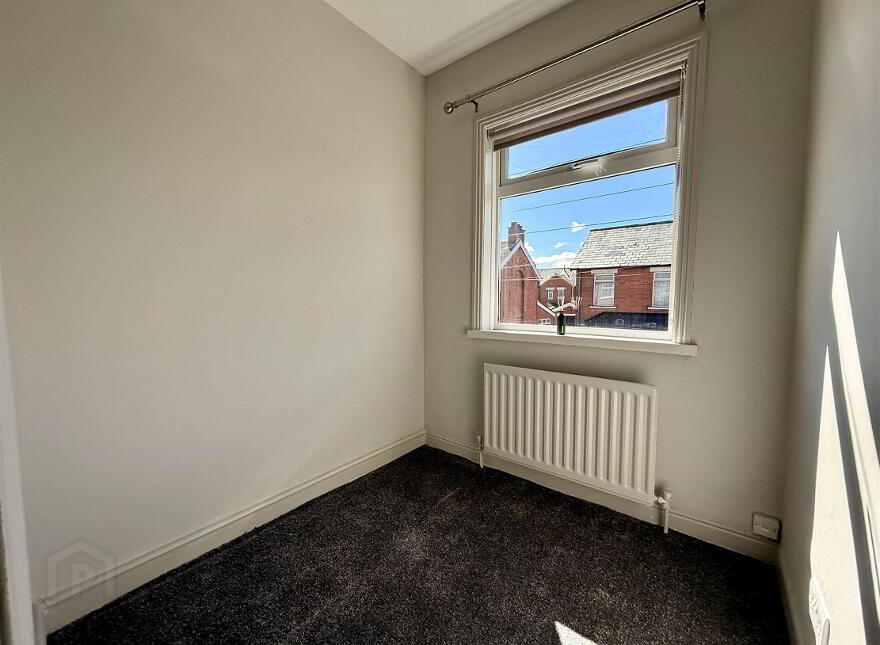 40 Loopland Drive, Cregagh, Belfast, BT6 9DX