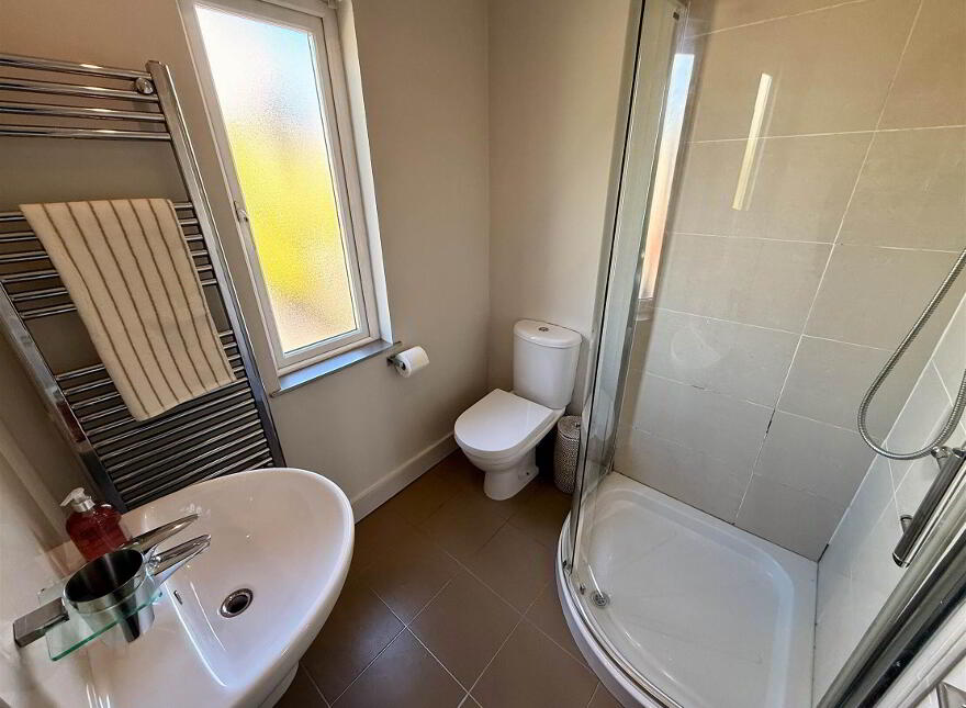 40 Loopland Drive, Cregagh, Belfast, BT6 9DX